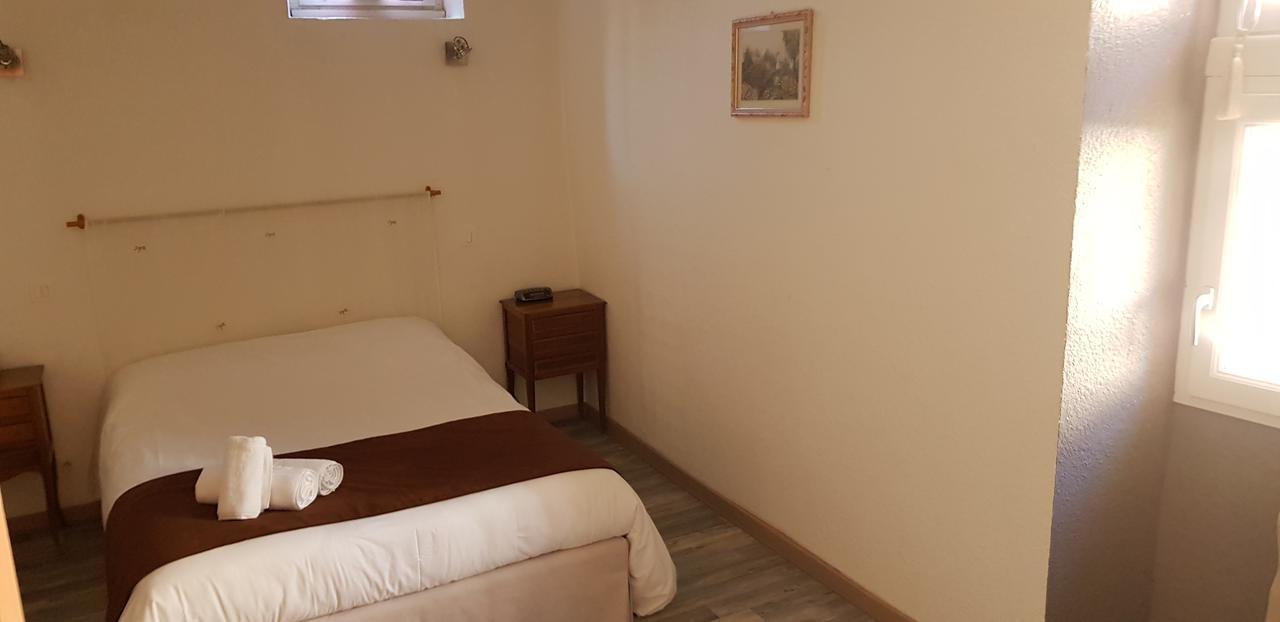 Logis Hotel Le Prieure Bourg-Saint-Andeol Ngoại thất bức ảnh